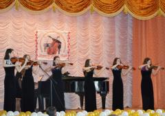 Скрипачи и виолончелисты региона сыграли на одной сцене