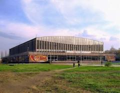 Аграрна партія вимагає зупинити рейдерське захоплення Льодового палацу у Сєверодонецьку