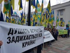Аграрії вимагають зустрічі з Президентом, інакше – акції протесту