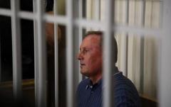 Луганский экс-нардеп Ефремов отказался от адвоката