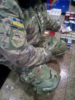 «Фантомівці» перешкоджають торгівлі контрабандним тютюном