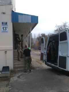 Офіцери СІМІС допомогли переїхати організації "Діти райдуги"