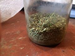 1 кілограм висушеної марихуани вилучили оперативники Лисичанського відділу поліції у 34-річного місцевого жителя