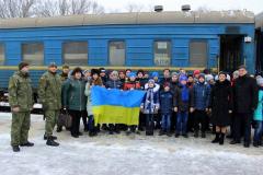 «Потяг Дружби» покликав у мандрівку Україною 540 діток з Луганської та Донецької областей