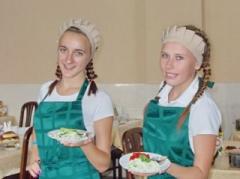 Студенти ВПУ №92 поєднали літній відпочинок з роботою